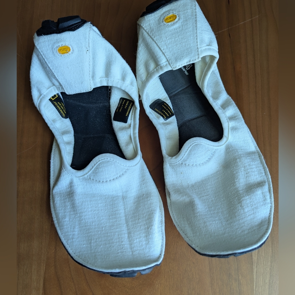 Vibram One Quarter Hemp Barefoot Slip Ons